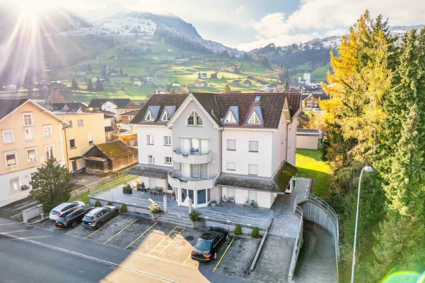 Appartamento attico affascinante 3.5 camere con camino e finiture eleganti - Foto 21 di 24