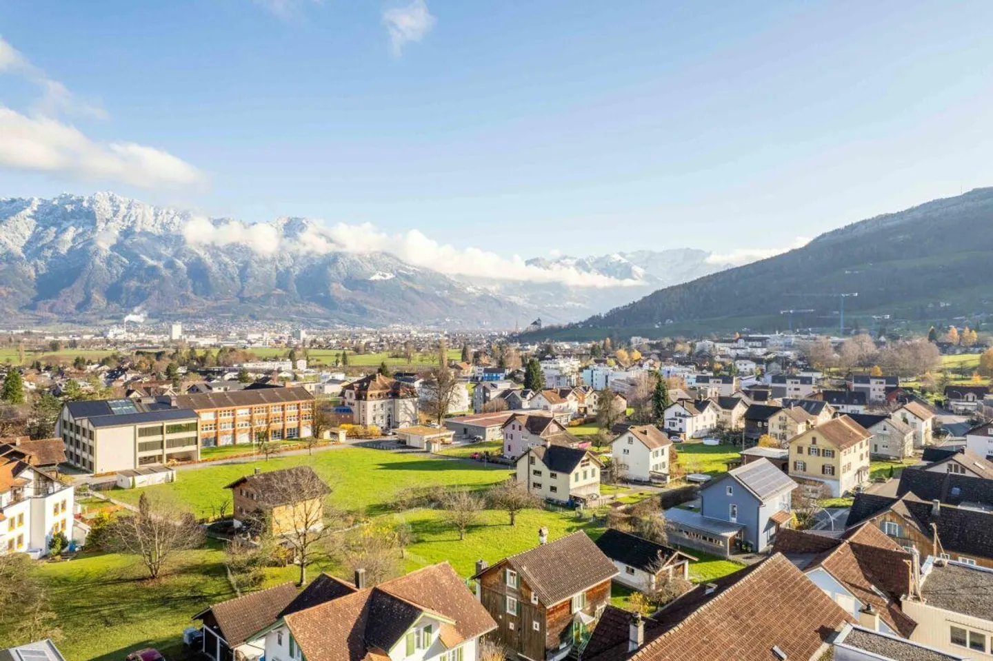 Appartamento attico affascinante 3.5 camere con camino e finiture eleganti - Foto 23 di 24