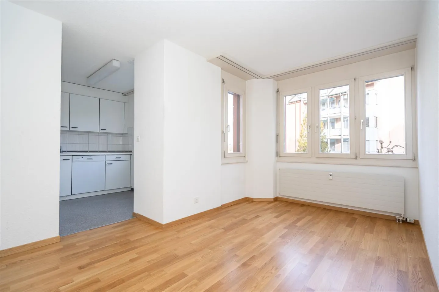 Apartment for rent - Photo 6 of 9