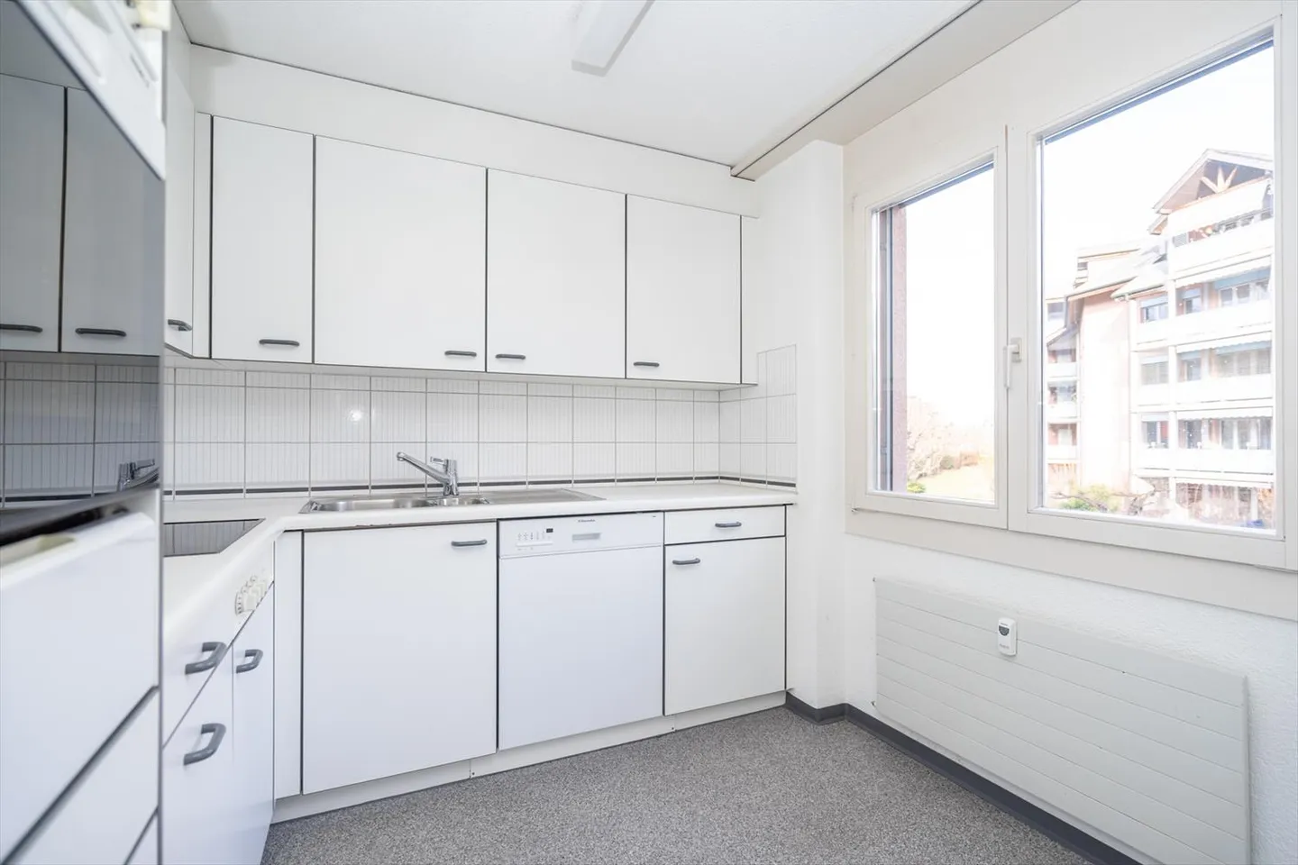 Apartment for rent - Photo 8 of 9