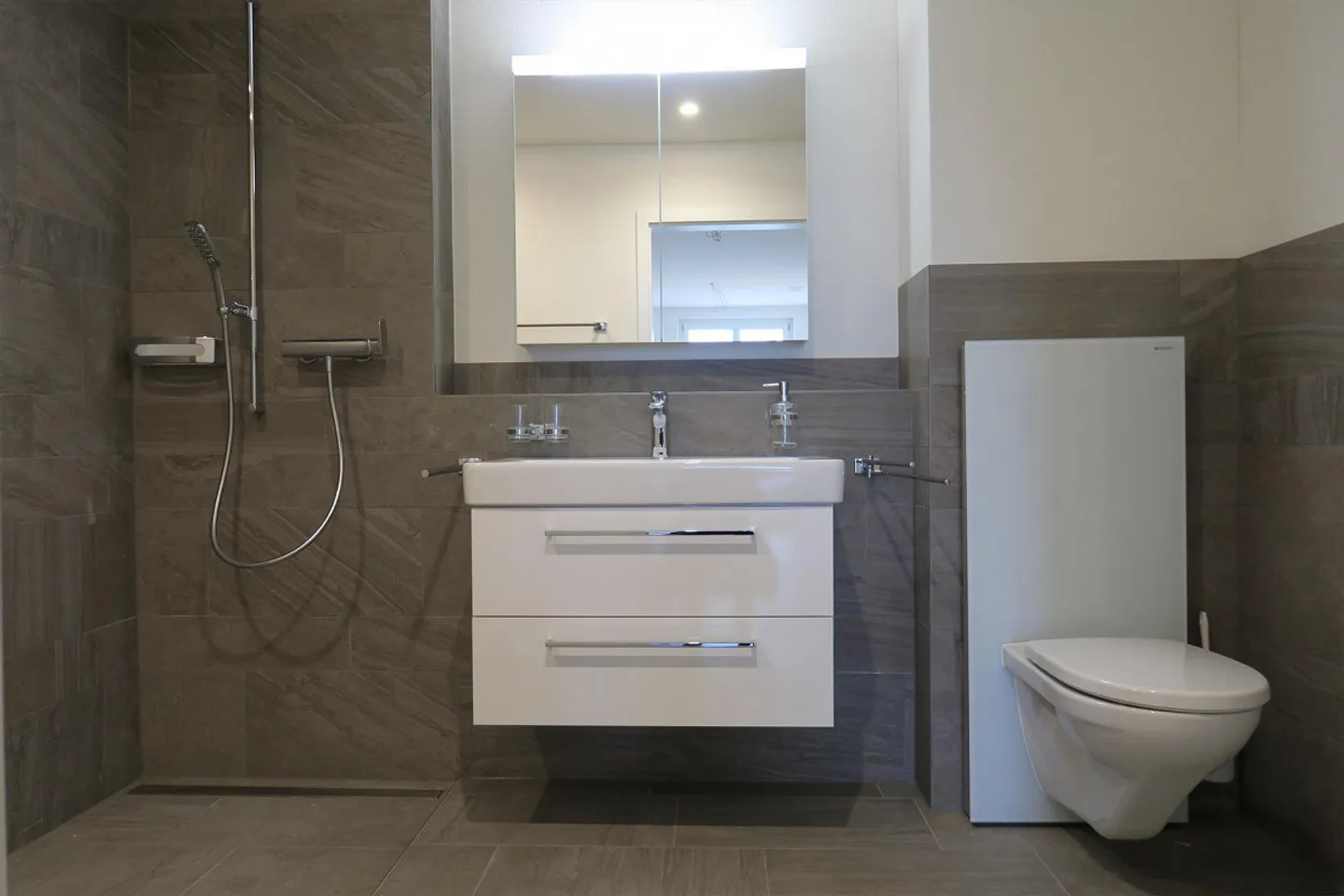 grand appartement au cœur d'Elgg - Photo 5 sur 13