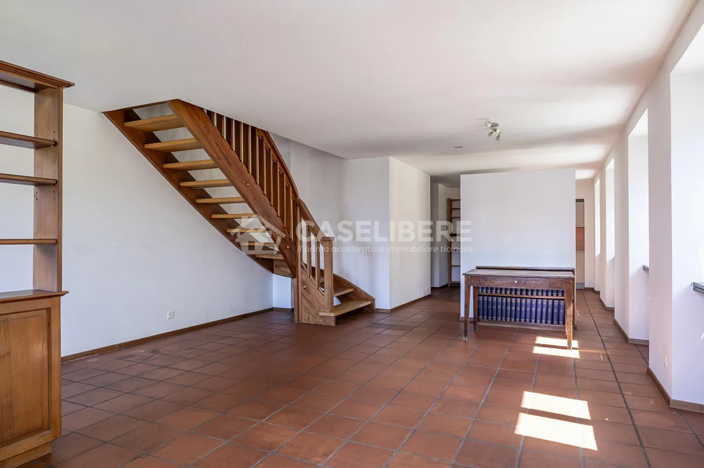 DUPLEX AM SEE MIT 4 ZIMMERN IN MAGADINO - Foto 4 von 23