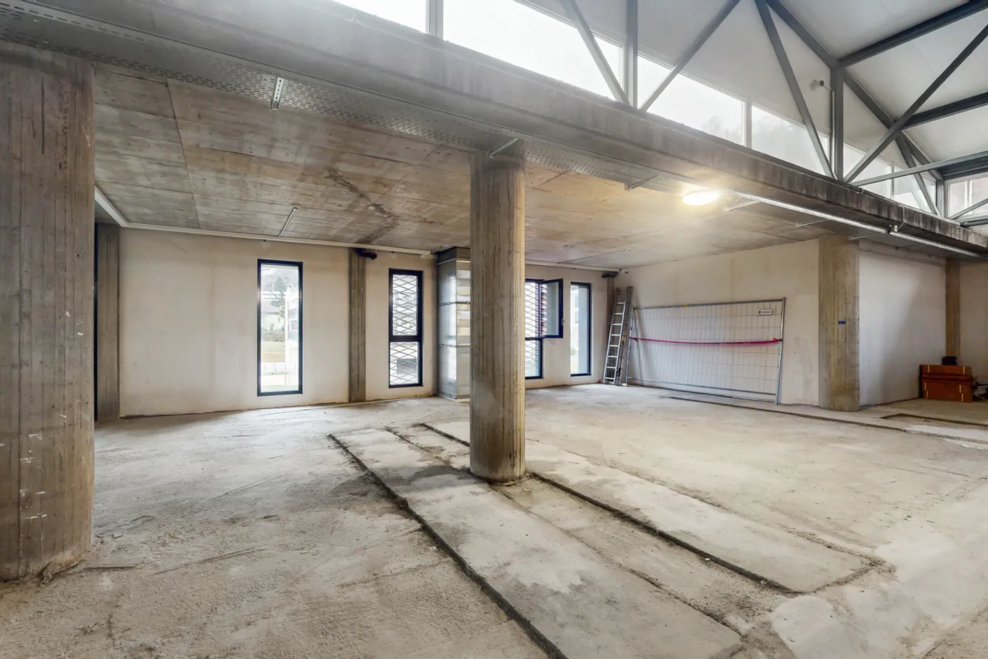 Spacious Open Space in Strategic Location - Photo 4 of 7