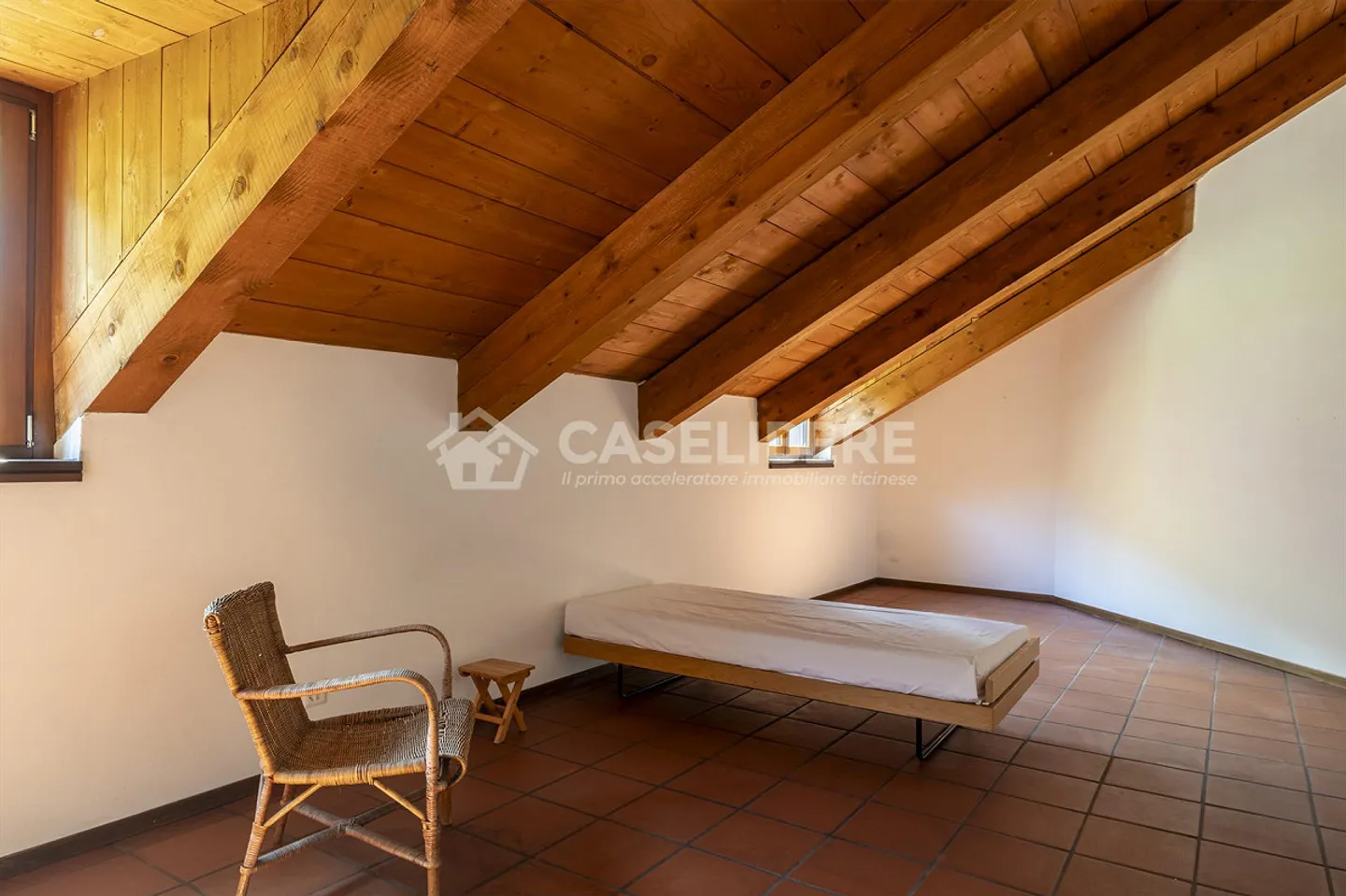 DUPLEX AM SEE MIT 4 ZIMMERN IN MAGADINO - Foto 15 von 23