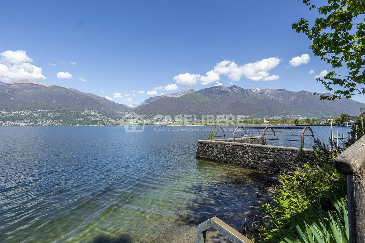 DUPLEX AM SEE MIT 4 ZIMMERN IN MAGADINO - Foto 22 von 23