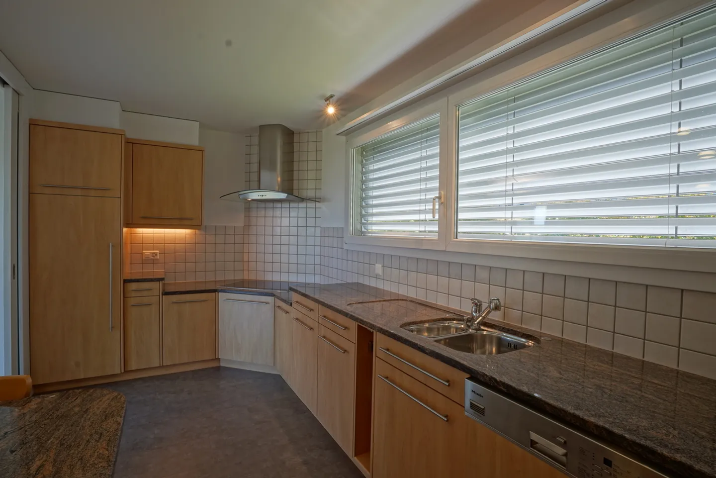 Proprietà eccezionale sulle alture di Monthey, vista sul lago - Foto 8 di 22