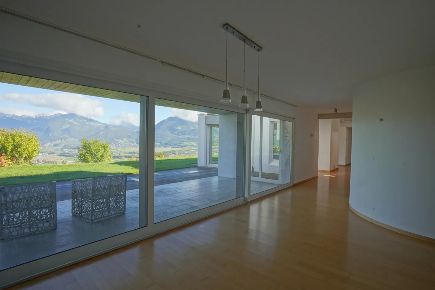 Proprietà eccezionale sulle alture di Monthey, vista sul lago - Foto 9 di 22