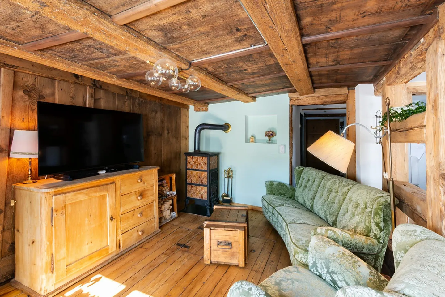 Zentrales Riegelhaus mit Garten - bezaubernd modernisiert - Foto 5 von 32