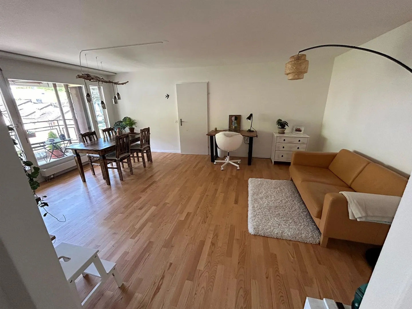 Beautiful apartment with large terrace - Photo 2 of 13
