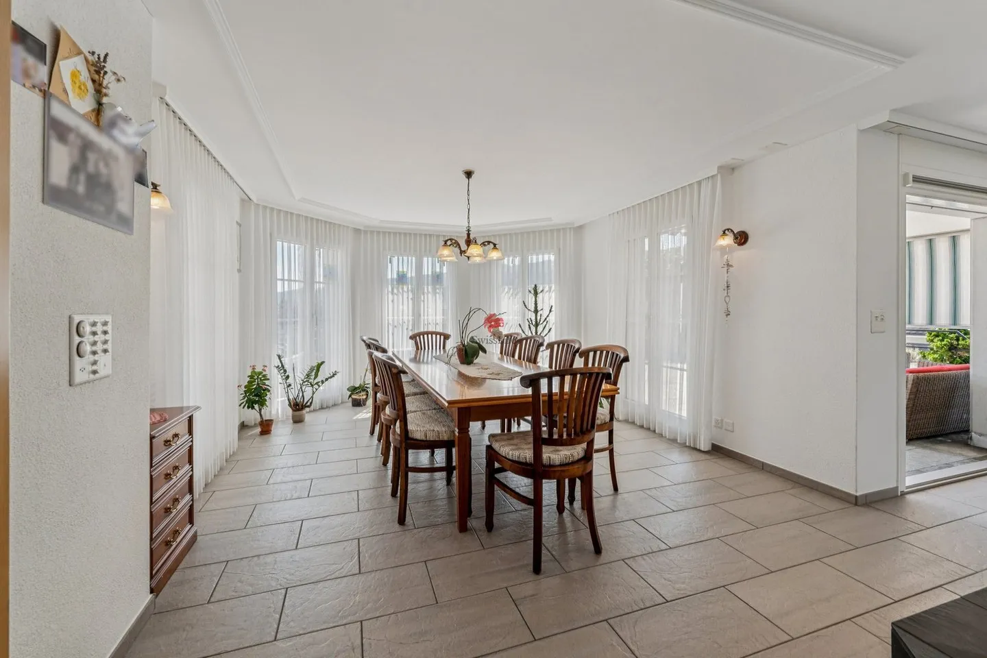 Casa unifamiliare unica in una posizione panoramica - Foto 7 di 13