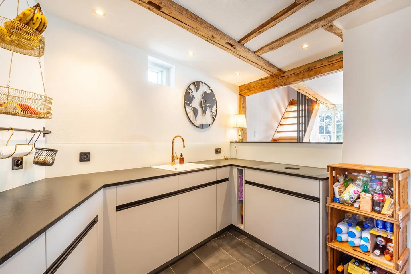 Zentrales Riegelhaus mit Garten - bezaubernd modernisiert - Foto 8 von 32