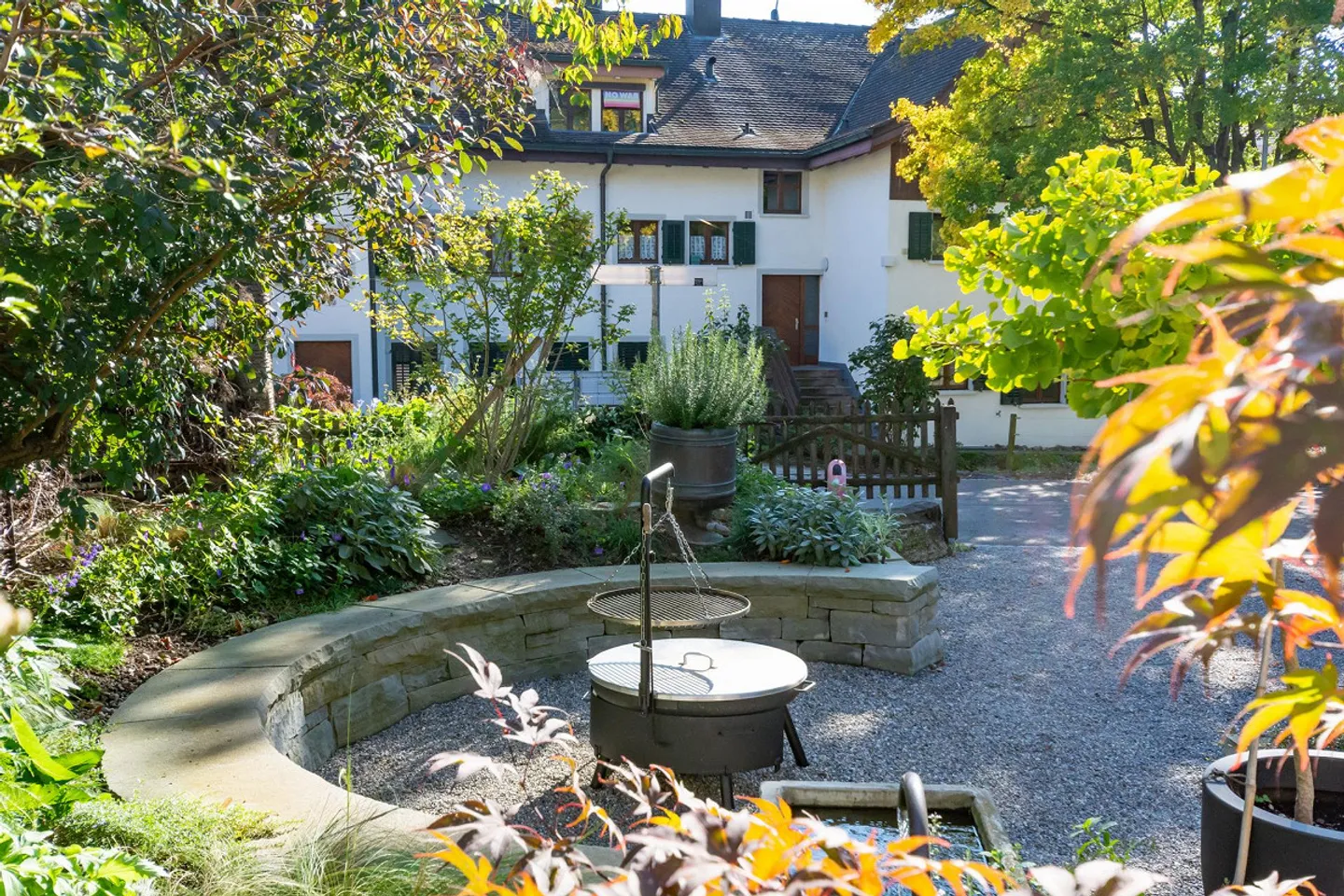 Zentrales Riegelhaus mit Garten - bezaubernd modernisiert - Foto 26 von 32