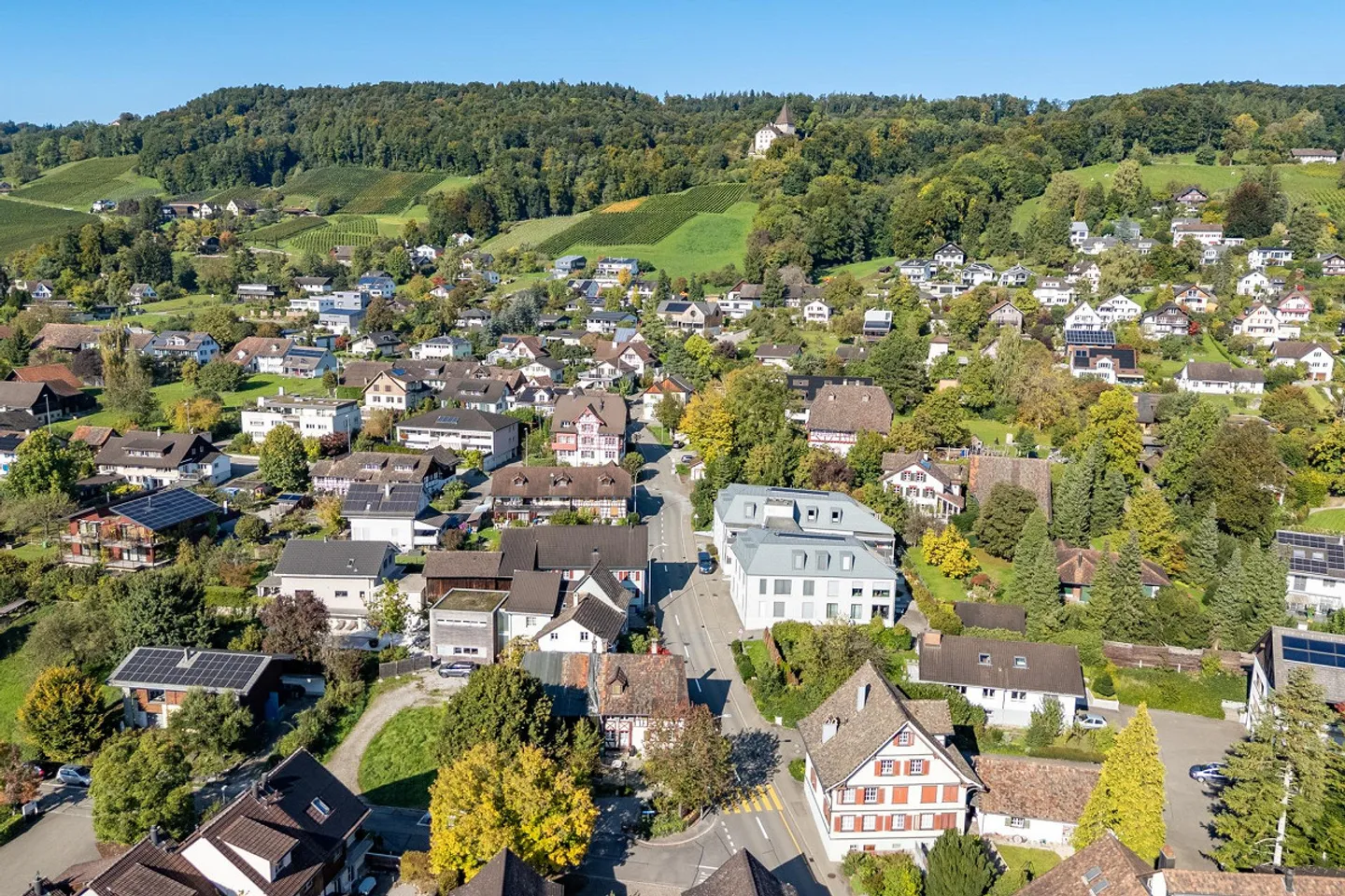 Zentrales Riegelhaus mit Garten - bezaubernd modernisiert - Foto 31 von 32