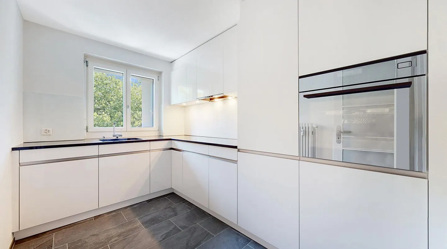 Sanierte 4.5-Zimmerwohnung beim Rosengarten - Mieten ohne Kaution! - Foto 2 von 9