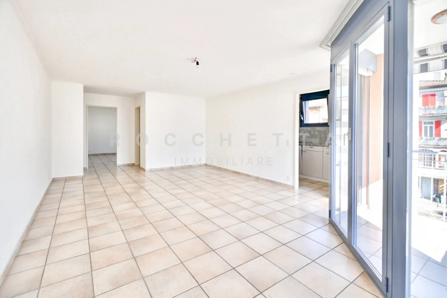 Schönes, gepflegtes Apartment in ruhiger und strategischer Lage - Foto 3 von 10