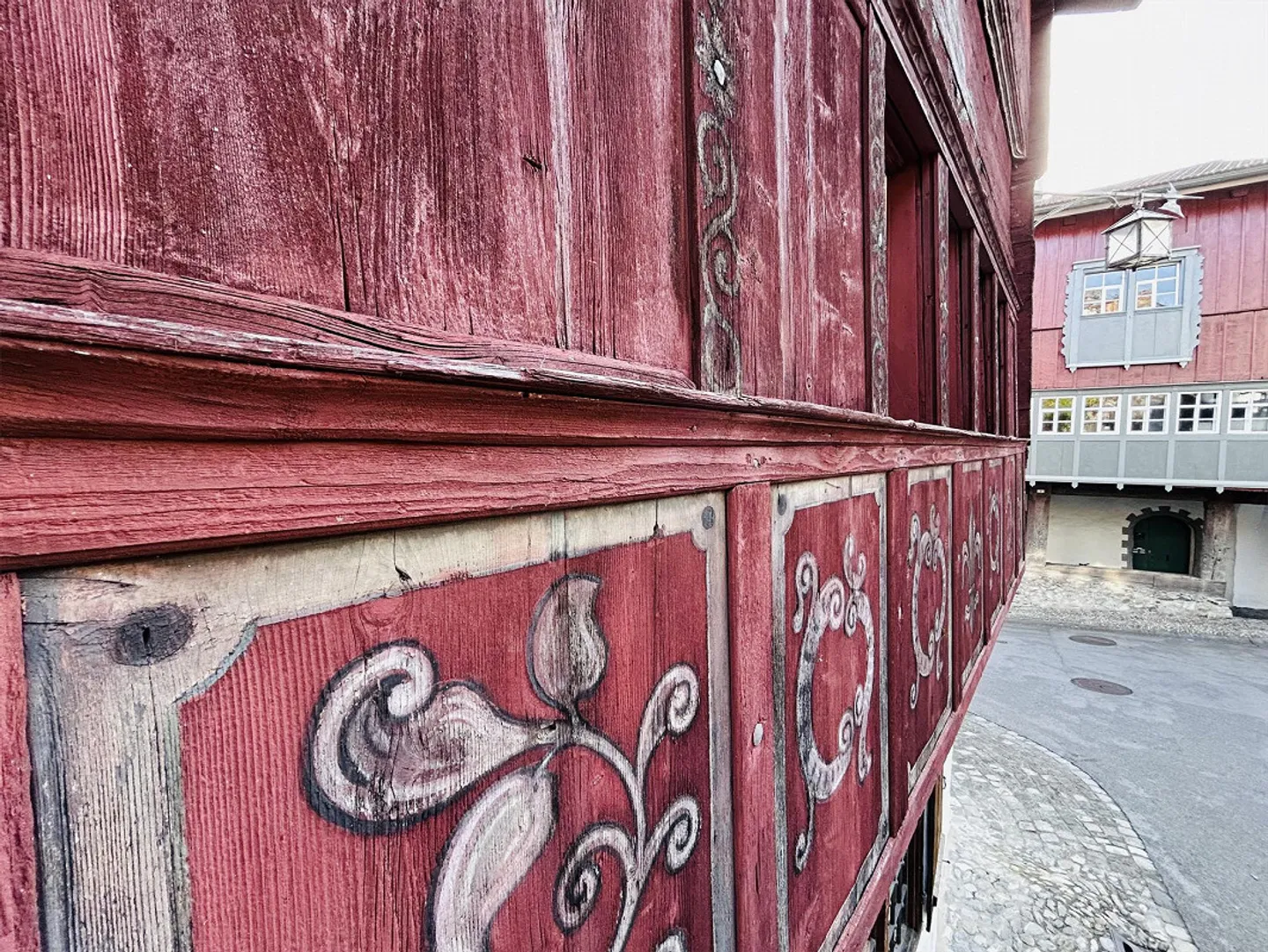 Casa residenziale storica di 6 stanze nella città - Foto 3 di 23