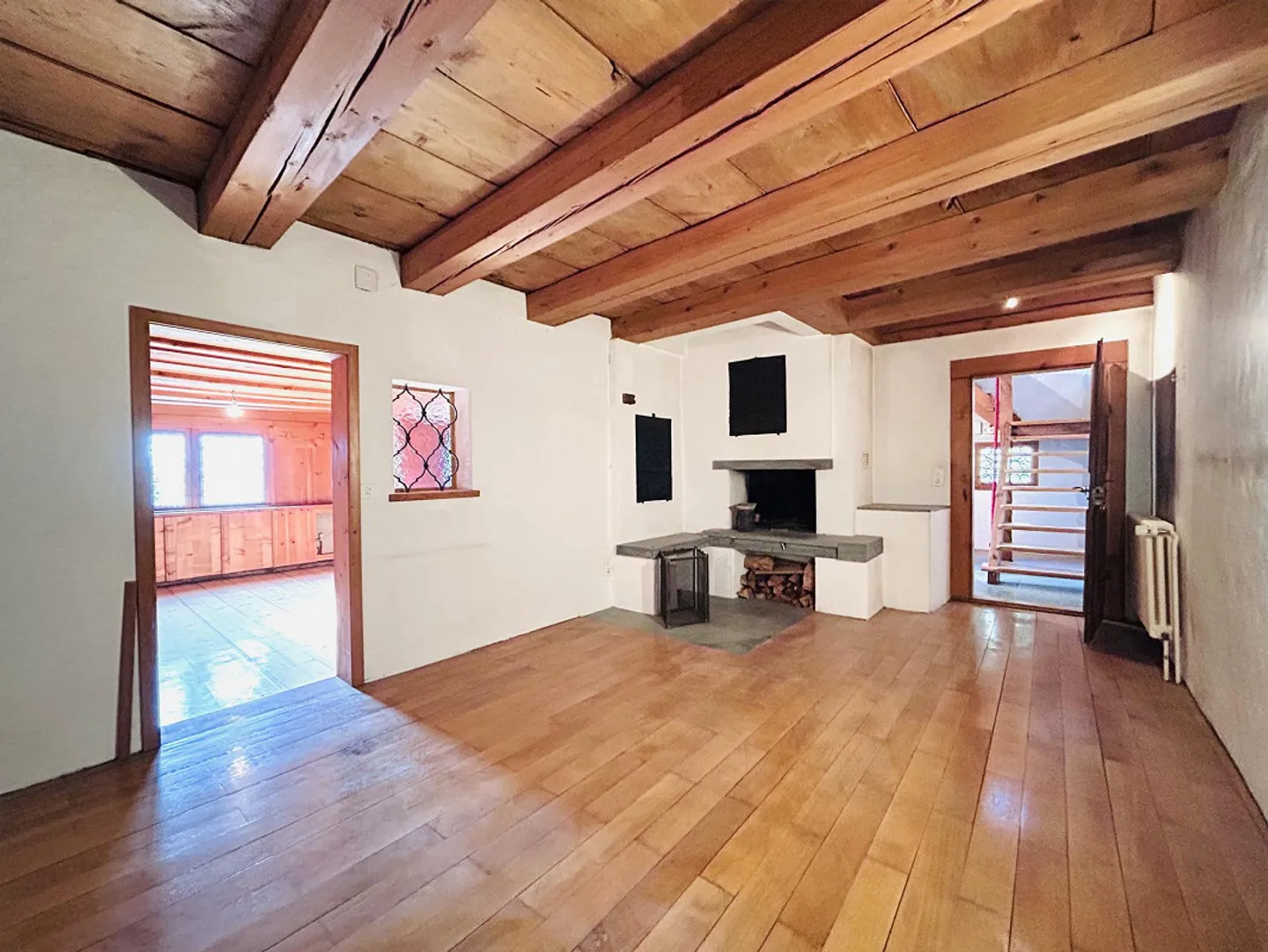 Casa residenziale storica di 6 stanze nella città - Foto 7 di 23