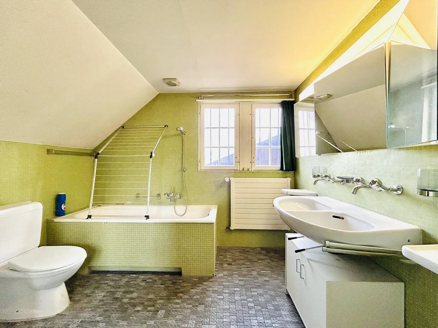 Casa residenziale storica di 6 stanze nella città - Foto 15 di 23