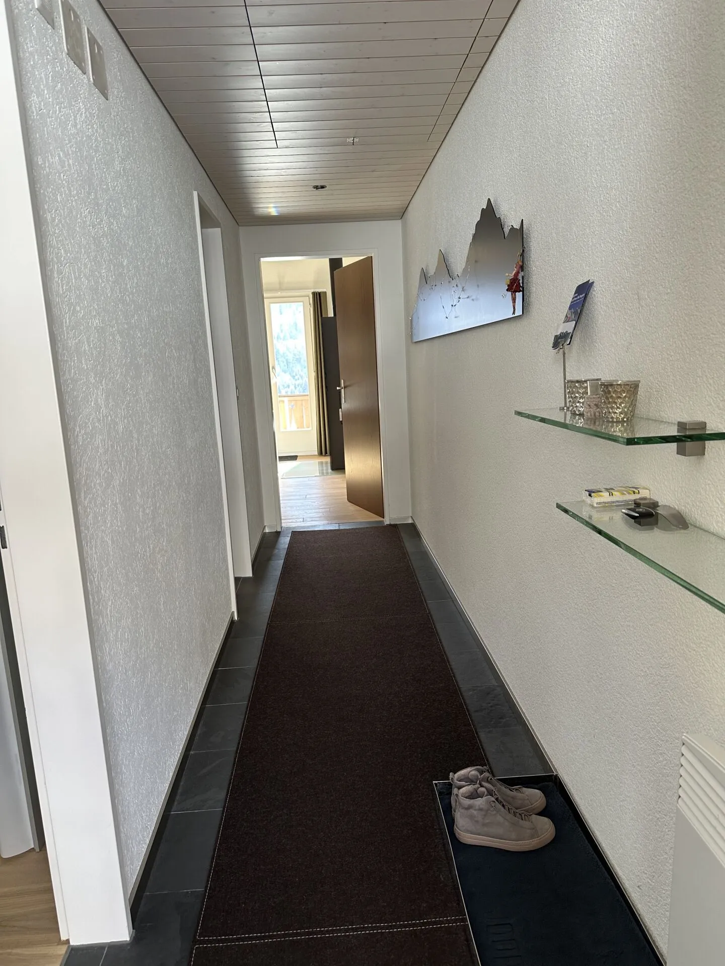 Appartamento di vacanza lussuoso con 2,5 stanze con spazio aggiuntivo in soffitta, ca. 60 mq di superficie abitabile in una posizione tranquilla e soleggiata a Grindelwald - Foto 11 di 14