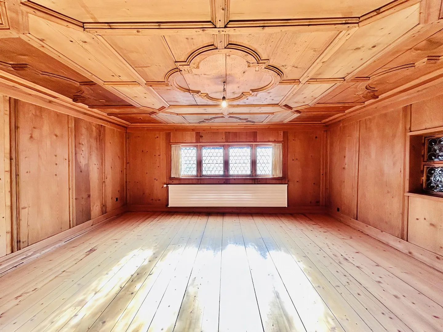 Casa residenziale storica di 6 stanze nella città - Foto 14 di 23