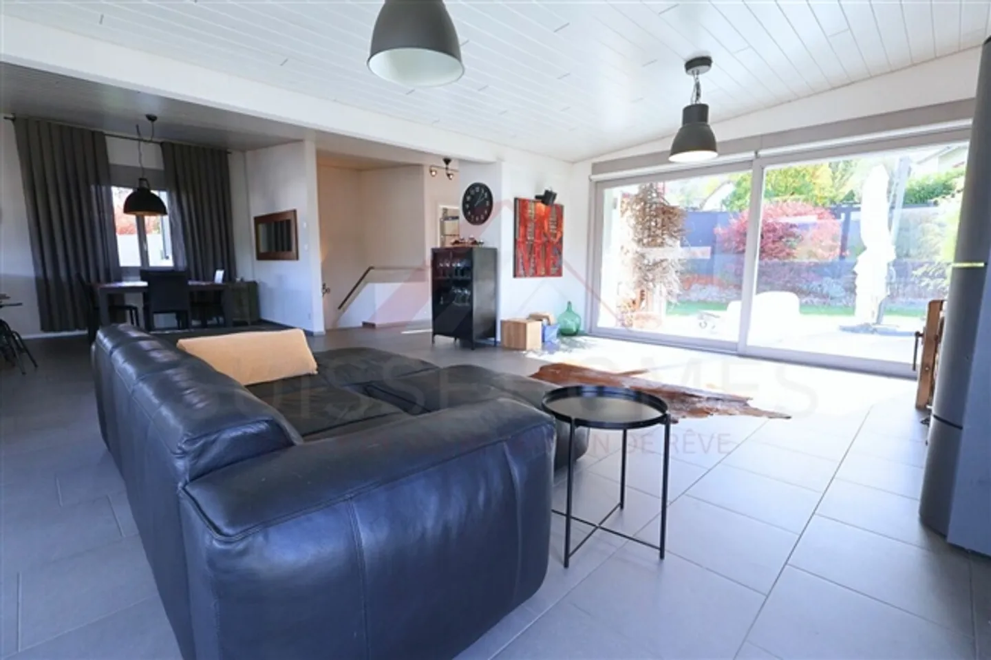 The Art of Living in Bassecourt - Bright Villa with Hot Tub and Horizon Open to the Valley - Photo 3 of 20