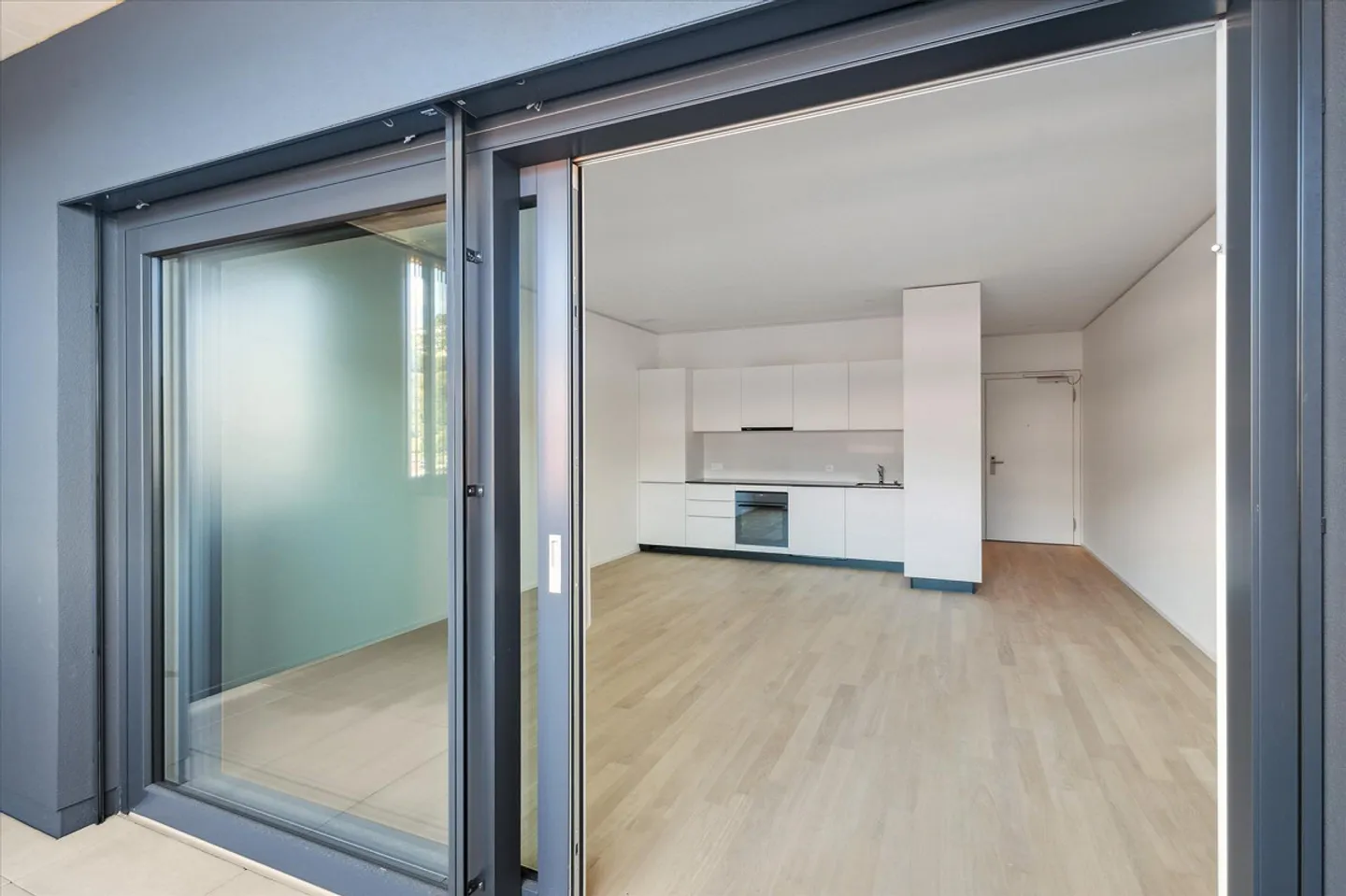 Monolocale moderno in zona centrale - Foto 3 di 4