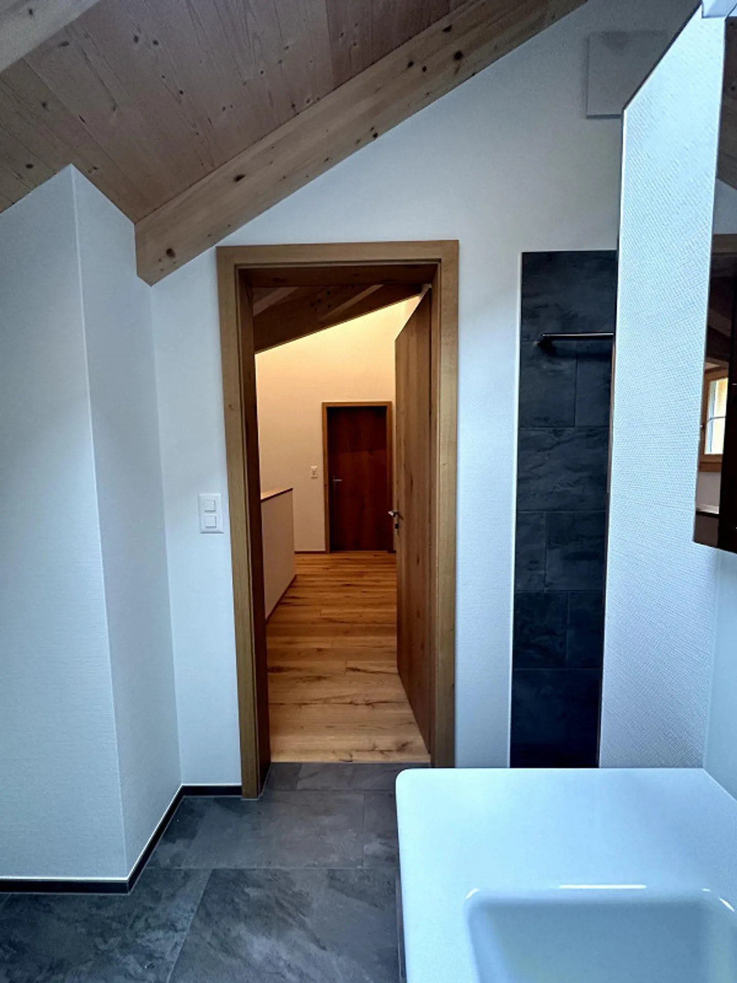 Casa unifamiliare nuova di 4,5 locali con molta tranquillità e privacy - Foto 22 di 26