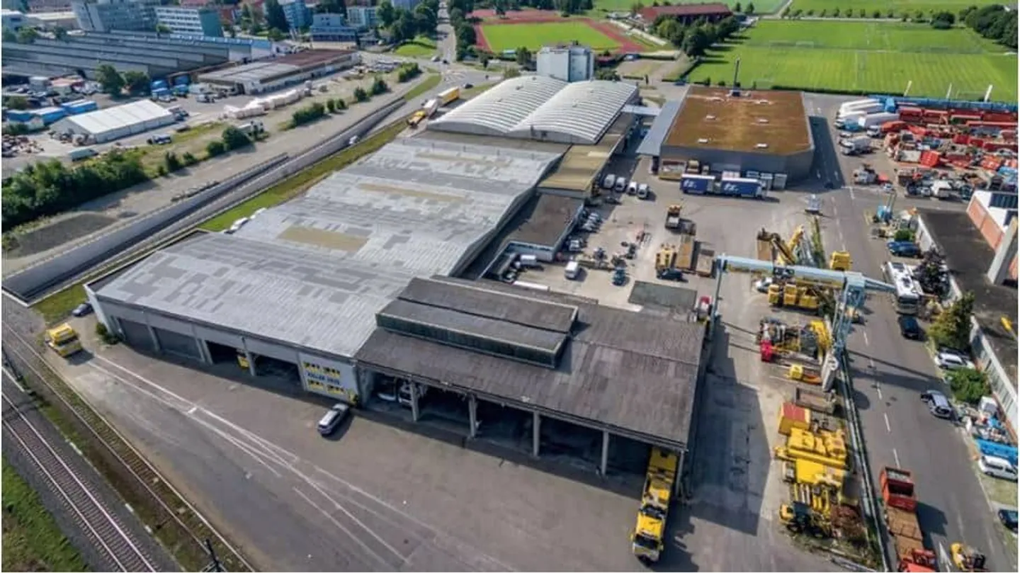 Il tuo nuovo ufficio/studio/centro comunitario a Regensdorf - Foto 1 di 5
