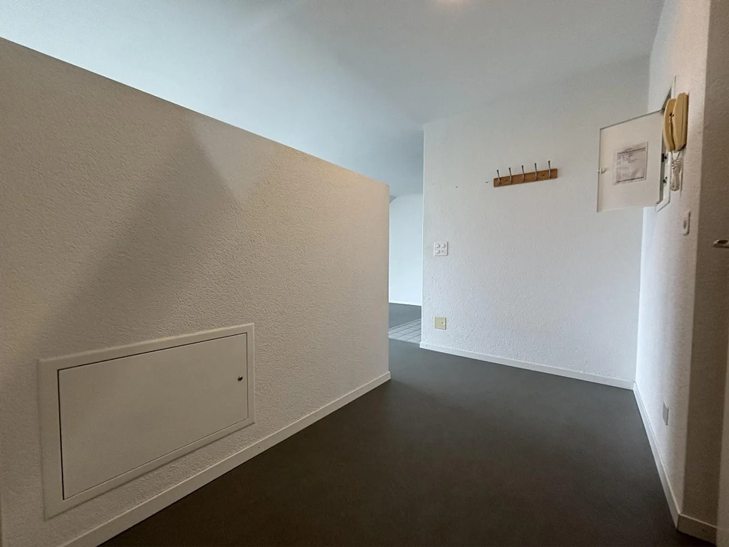 Appartement 1.5 pièces dans un endroit calme - Photo 6 sur 8