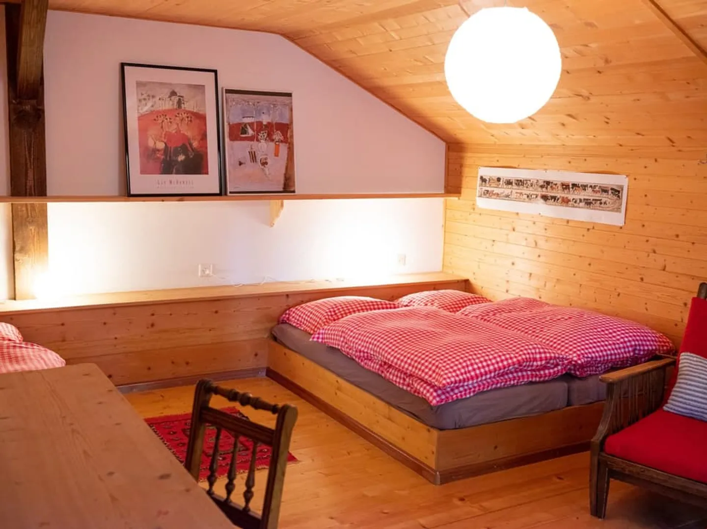 Tourist Location - Spacious Chalet with Spectacular View of the Val d'Anniv - Photo 10 of 13