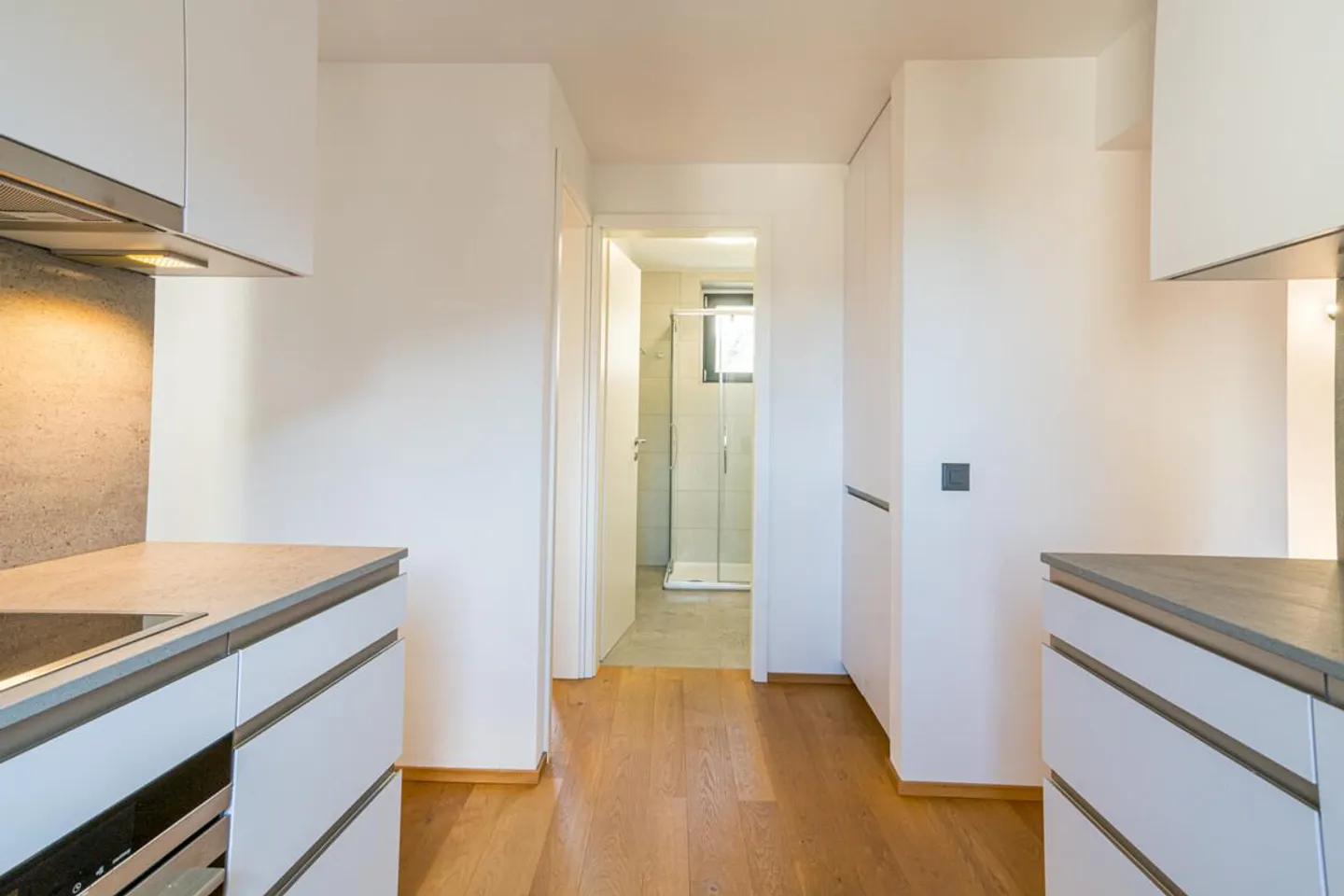 ARASIO / COLLINA D'ORO - 3.5 ZIMMER IN HISTORISCHER WOHNUNG - Foto 6 von 13