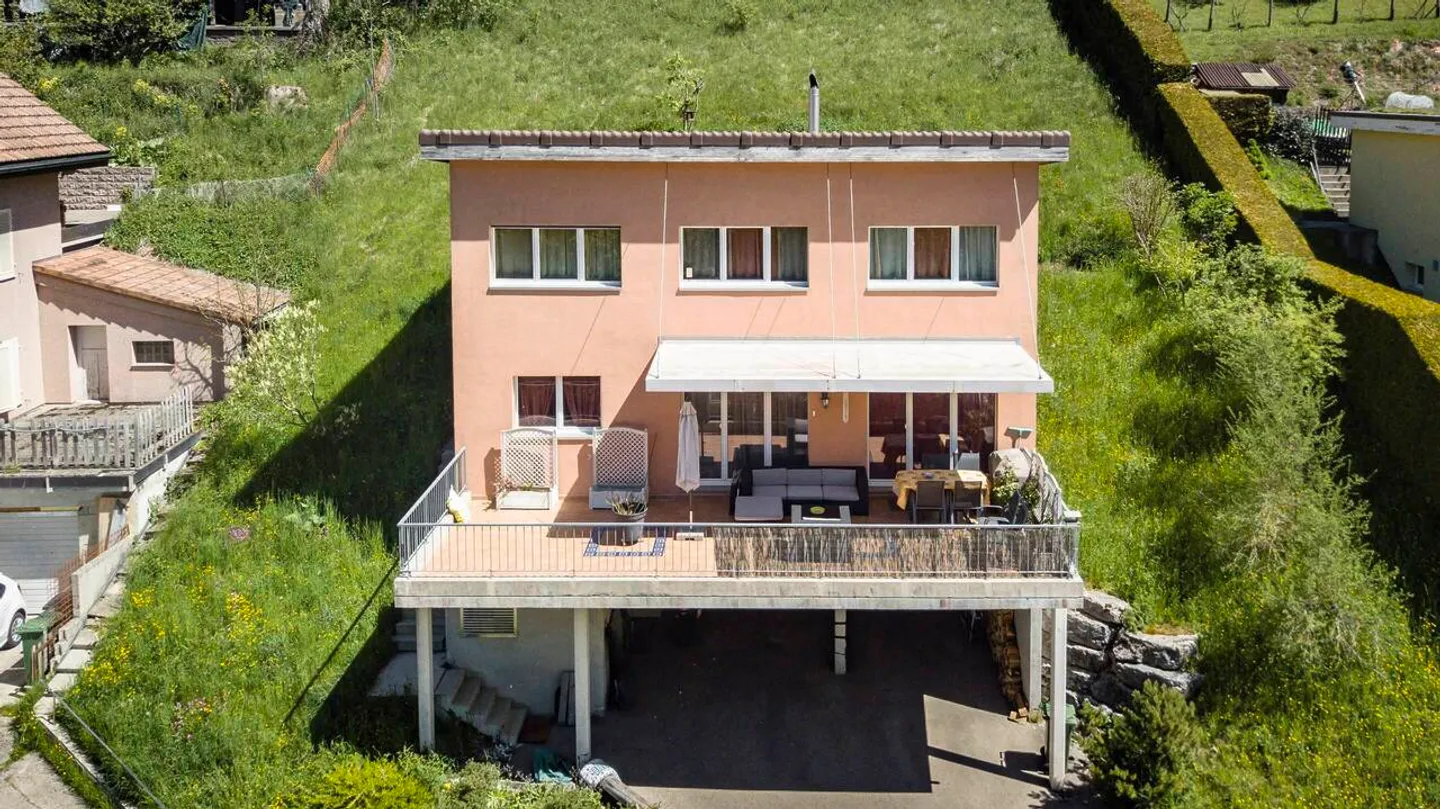 Near the city center, in a natural setting - Photo 13 of 13