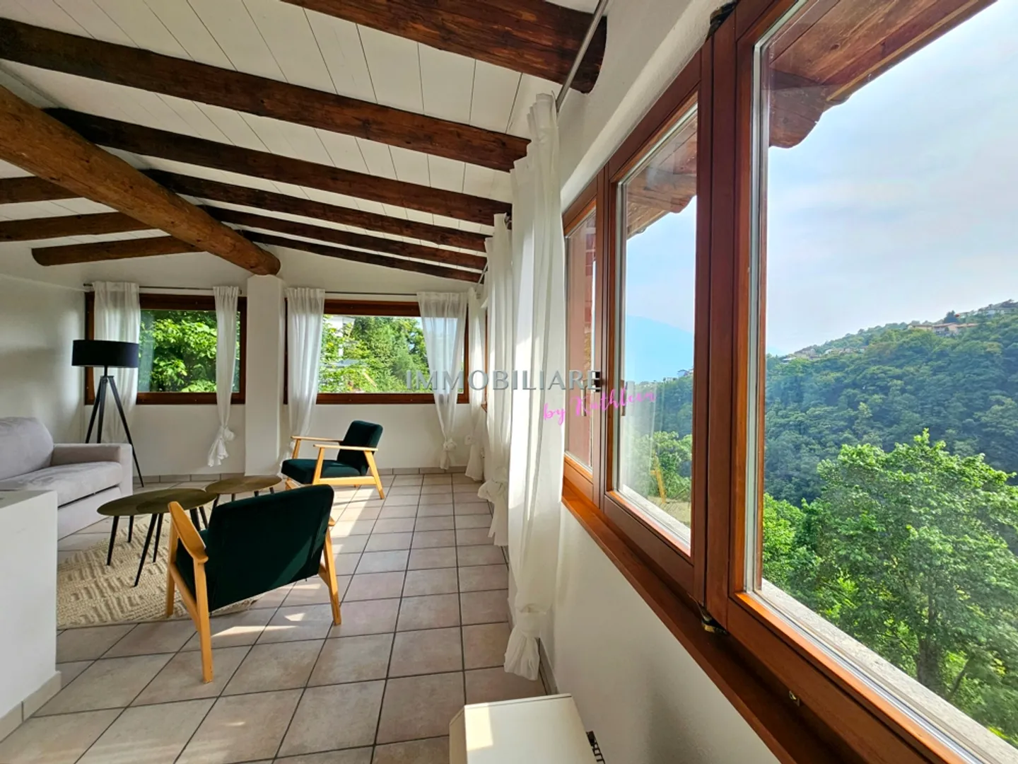Charming holiday home with idyllic terrace garden at the entrance to the Verzasca Valley - Photo 15 of 17