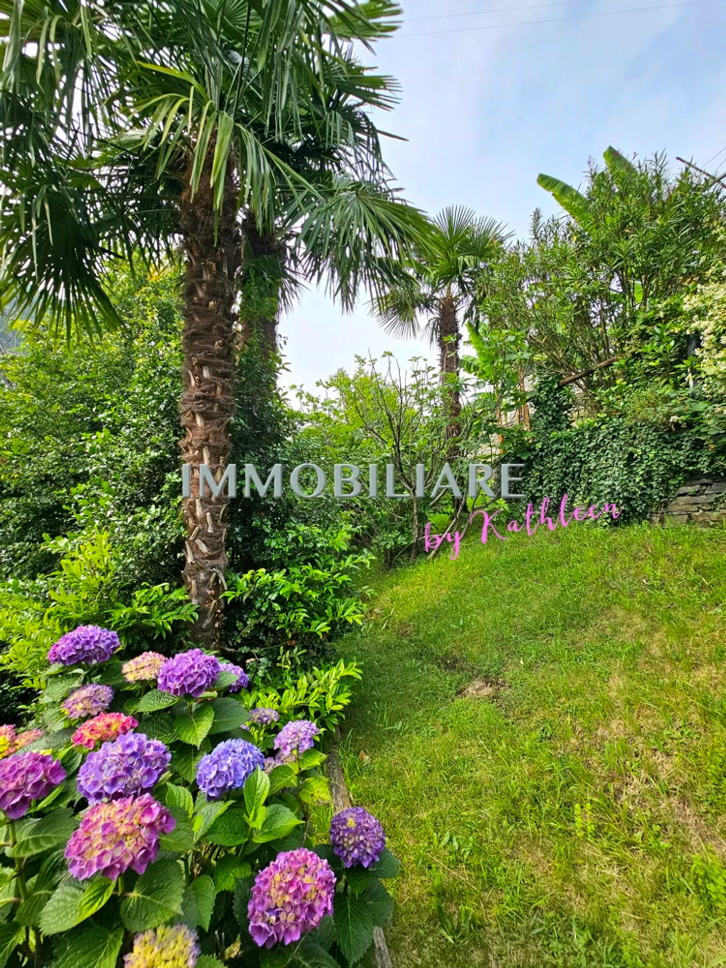 Charming holiday home with idyllic terrace garden at the entrance to the Verzasca Valley - Photo 17 of 17