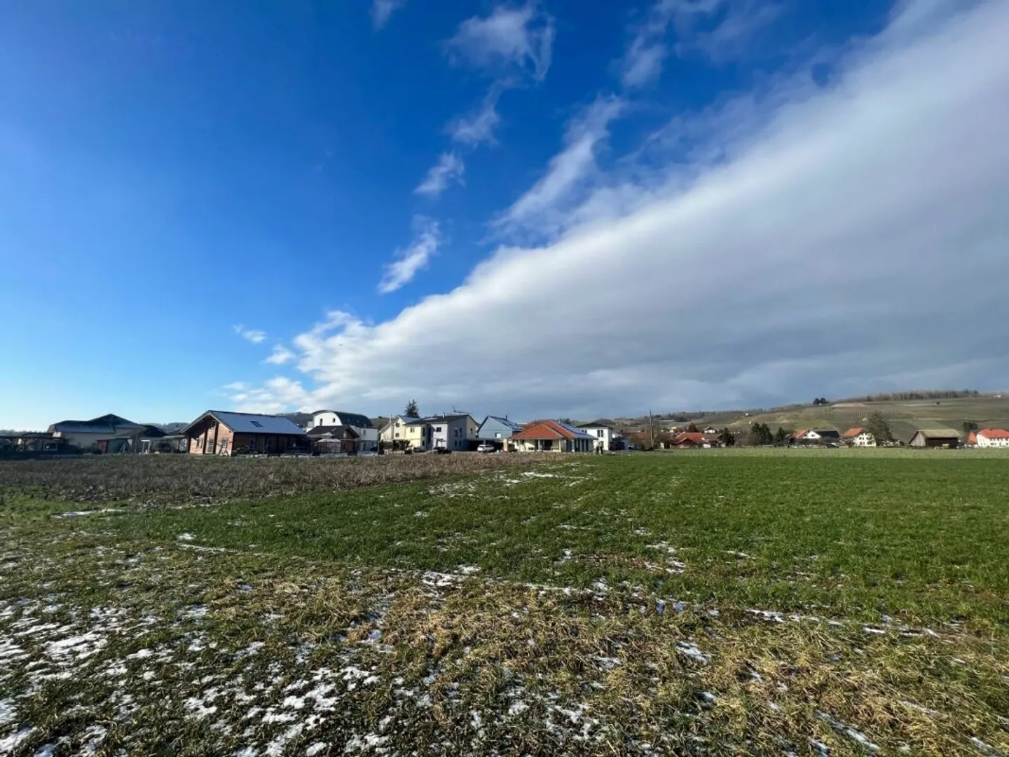 Casa bifamiliare con vista sui vigneti - Foto 9 di 12