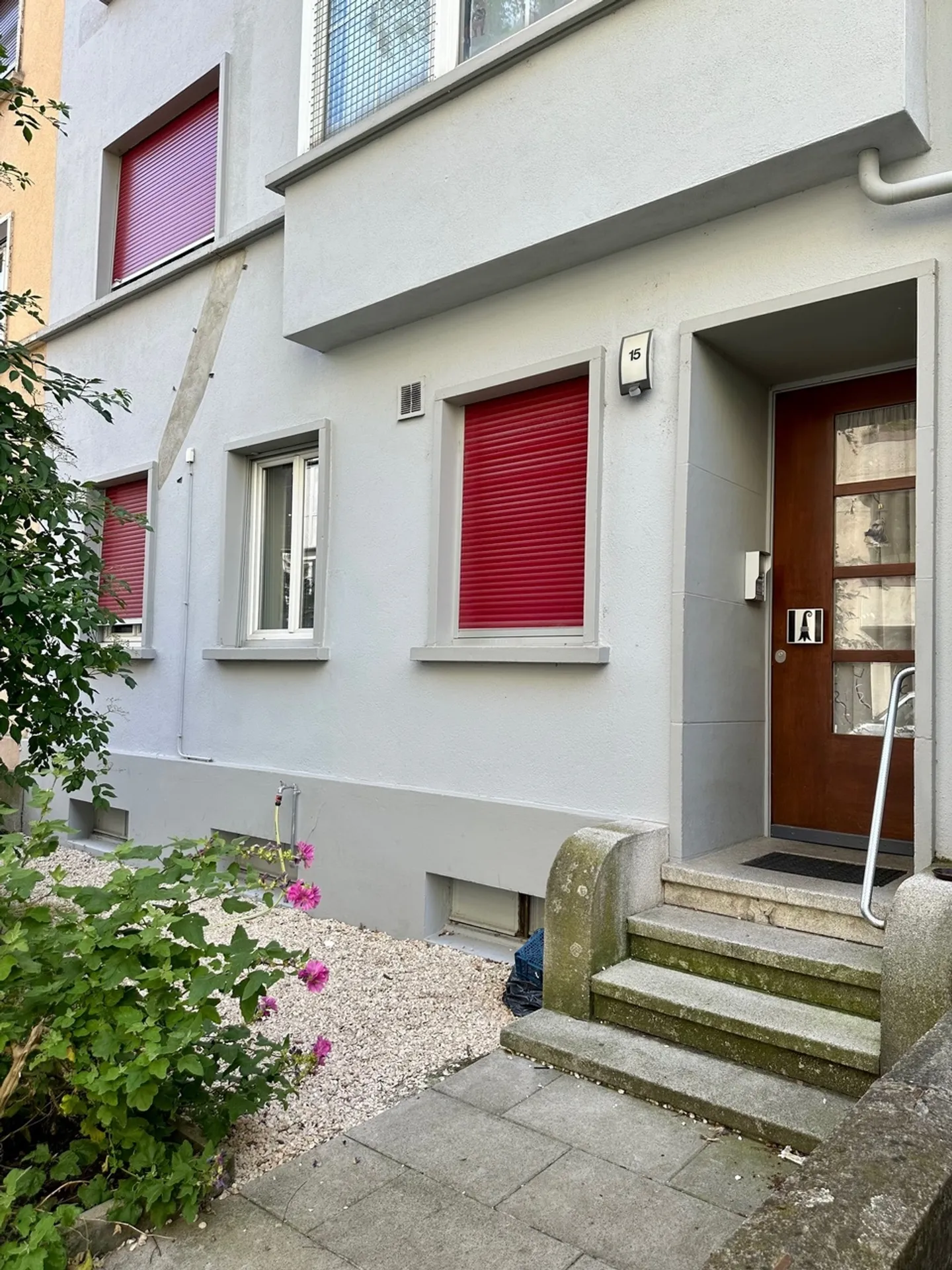 Attraktives Mehrfamilienhaus im beliebten St. Johann-Quartier in Basel - Foto 2 von 15