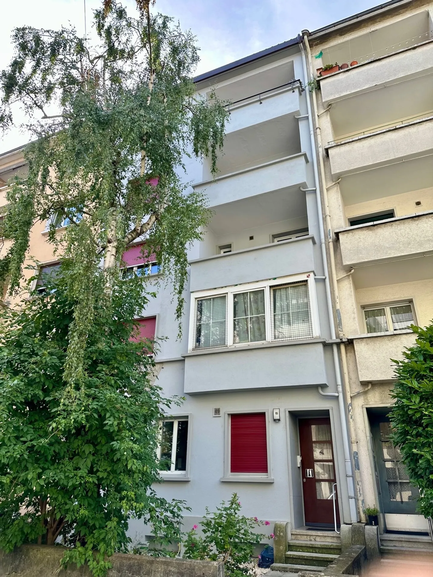 Attraktives Mehrfamilienhaus im beliebten St. Johann-Quartier in Basel - Foto 1 von 15