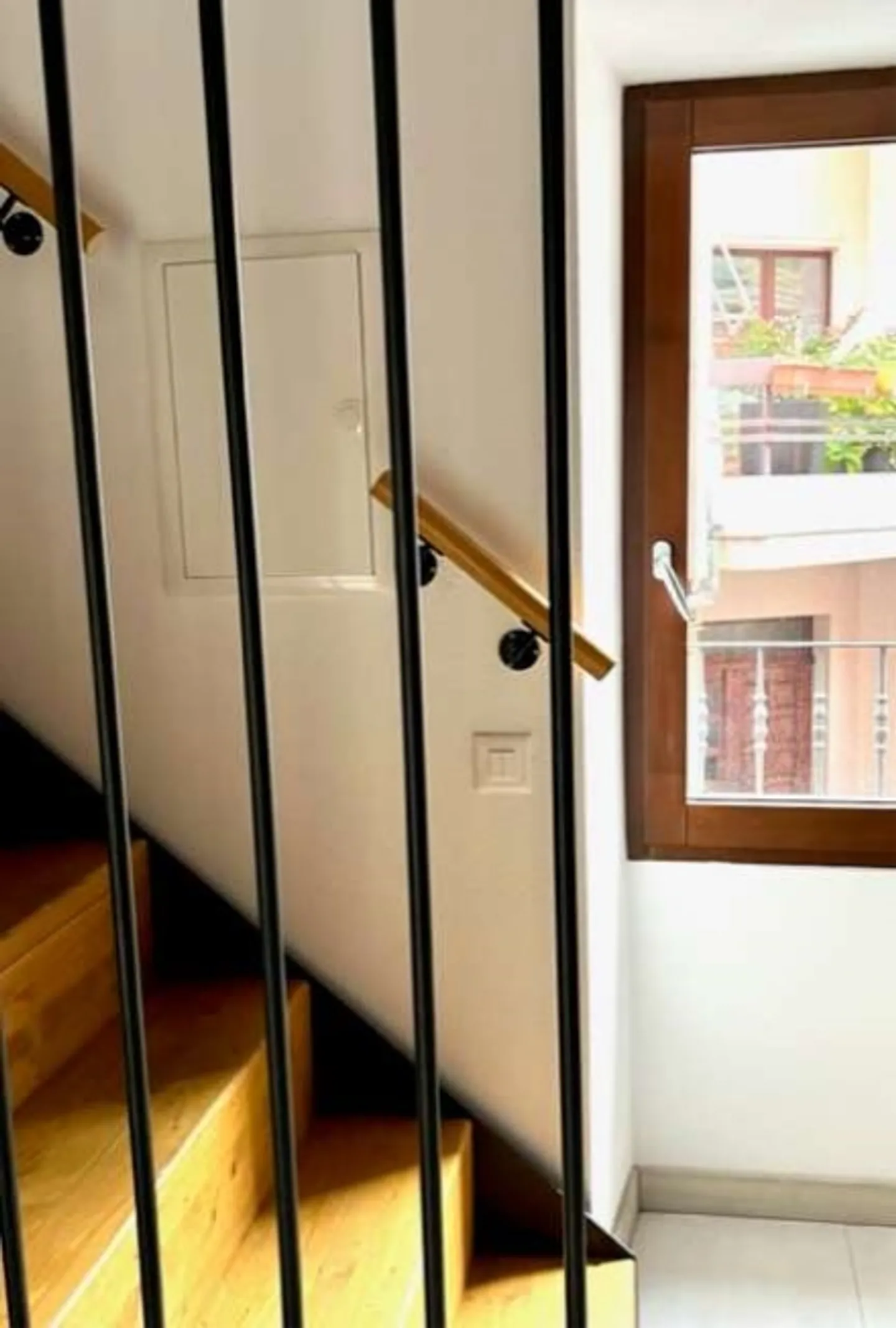 Beautiful Multi-Family House - Photo 11 of 20