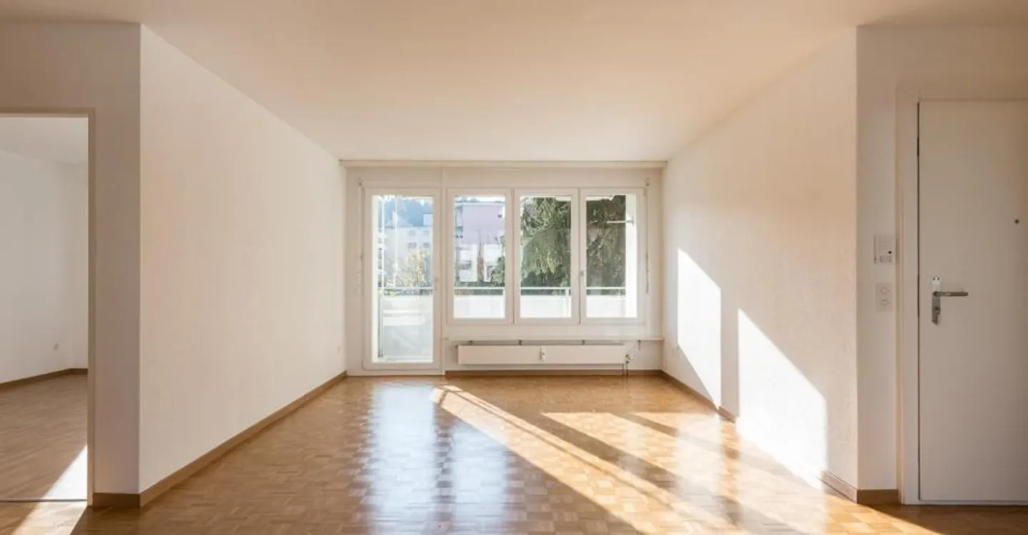 Apartment in a beautiful location - Photo 2 of 4