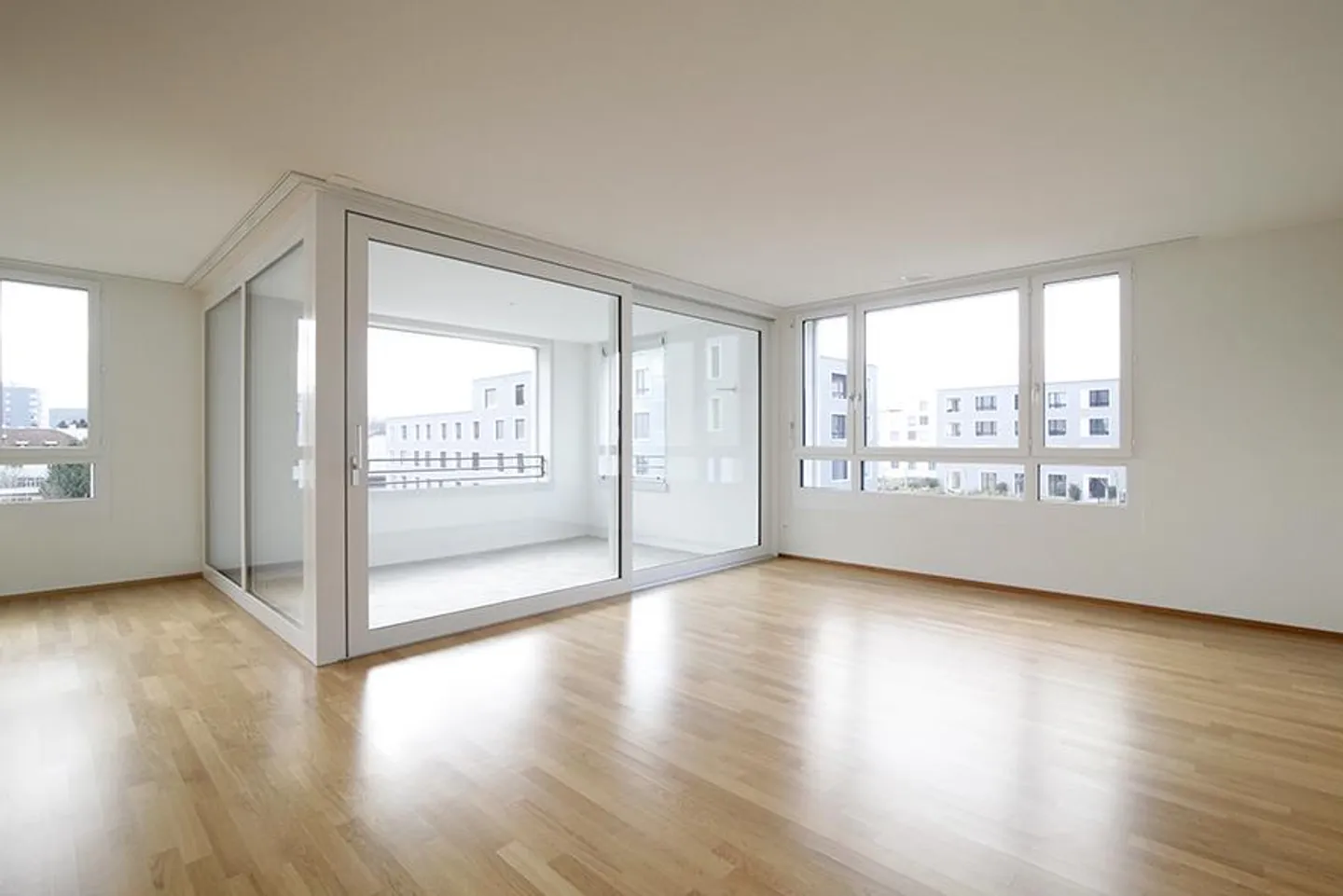 City-Close and Modern Living - Here You Are Right! - Photo 5 of 13