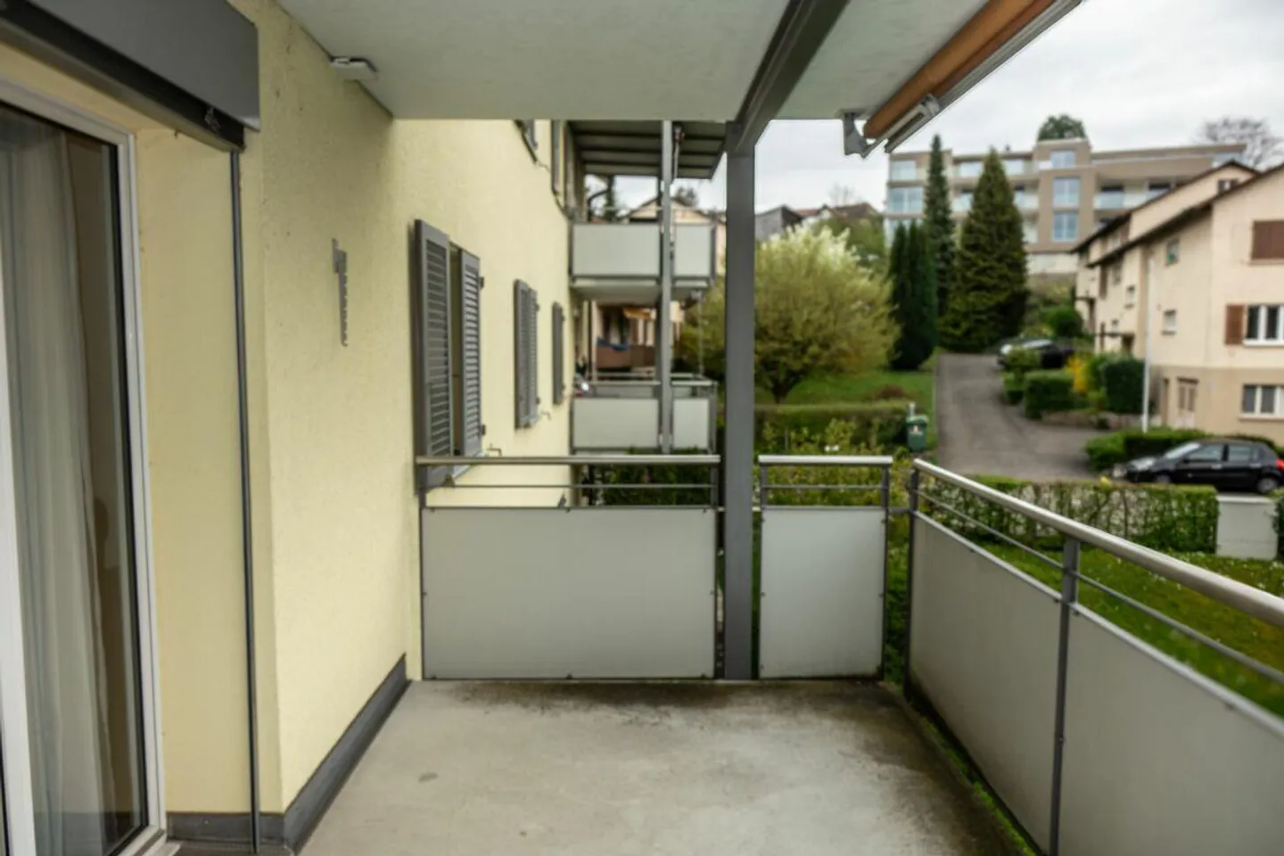 Modernes Apartment mit grossem Balkon - Foto 6 von 7