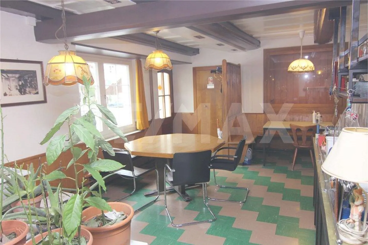 Beaucoup d'espace et de terrain - Photo 2 sur 13