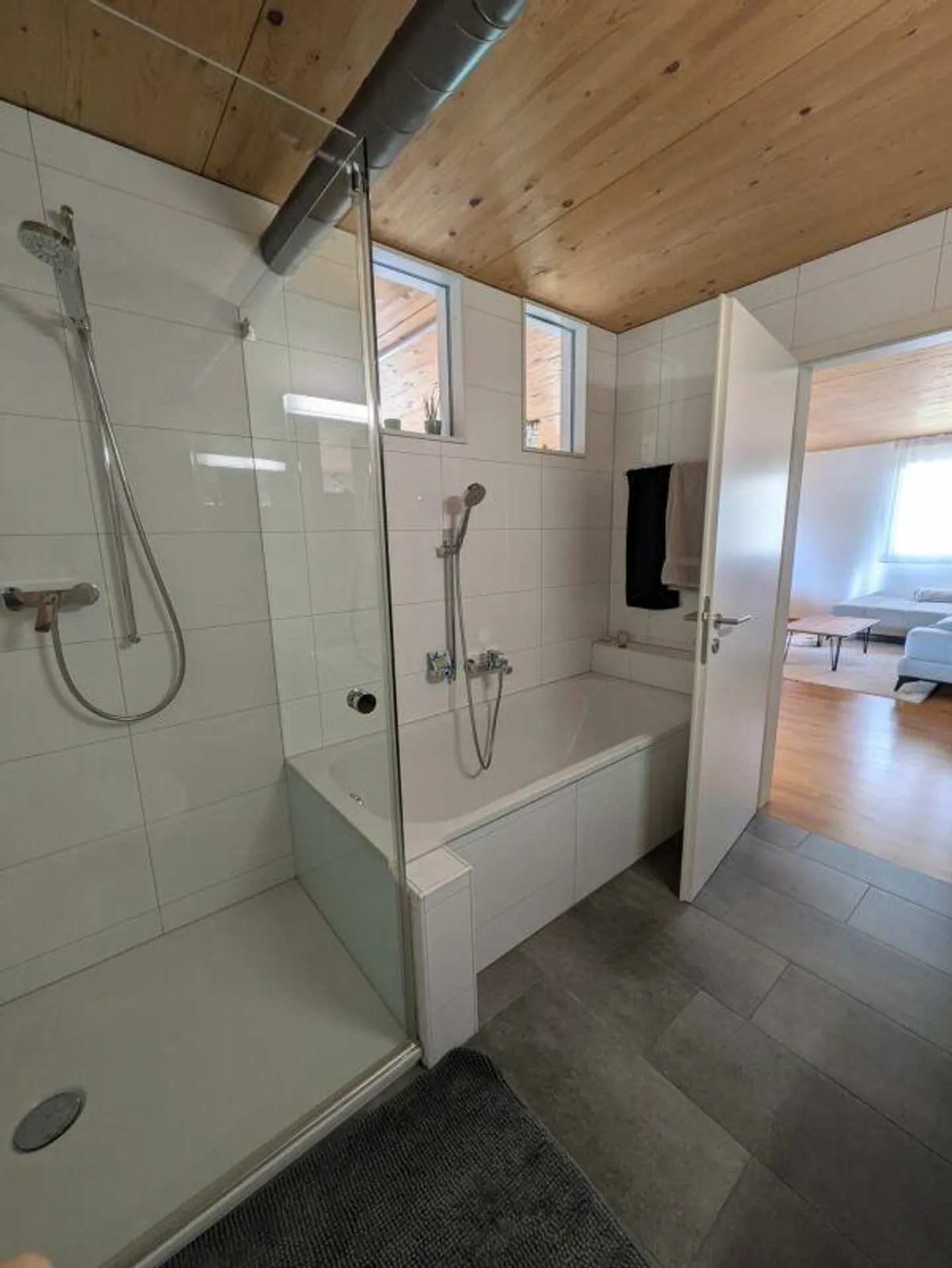 Modern 3.5 room apartment in a central location - Photo 8 of 10