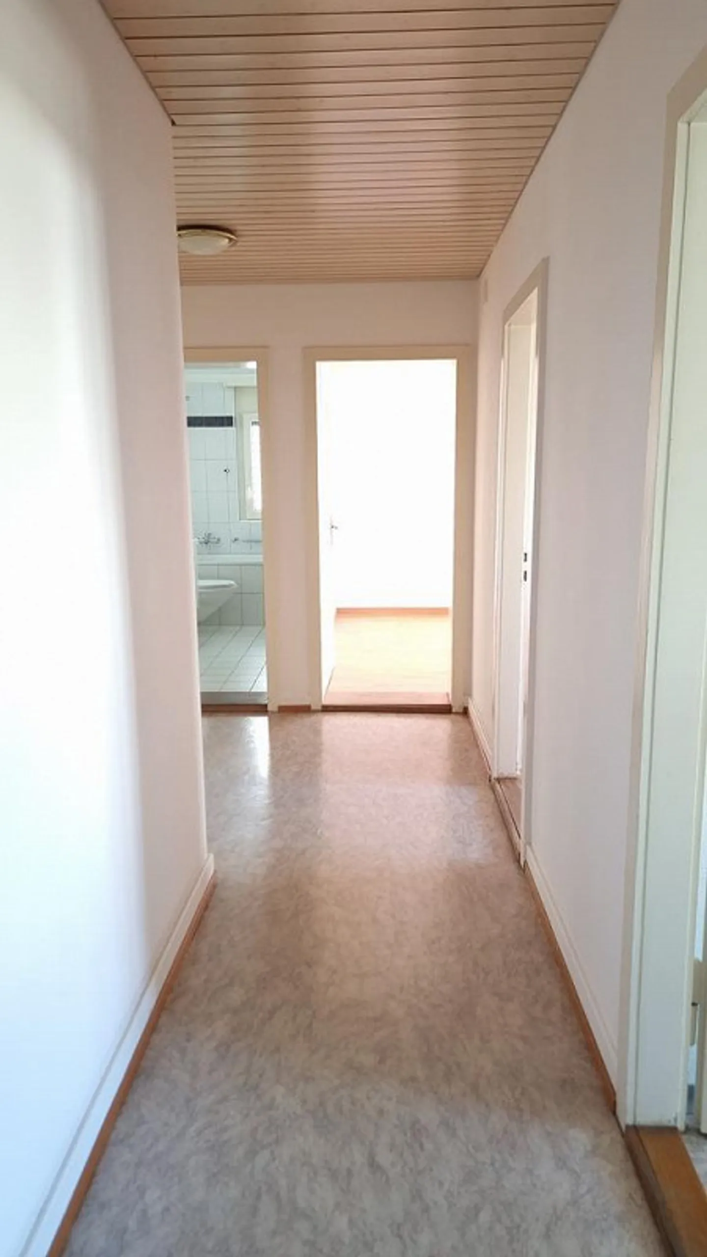 Hübsche 3 Zimmer-Wohnung mit Quartiercharakter - Foto 7 di 11