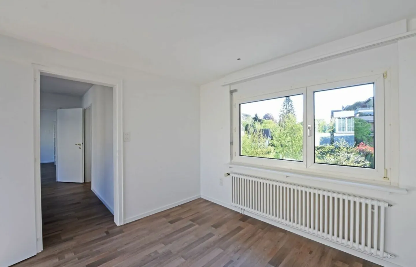 Attractive residential/commercial property in a panoramic location - Photo 6 of 18