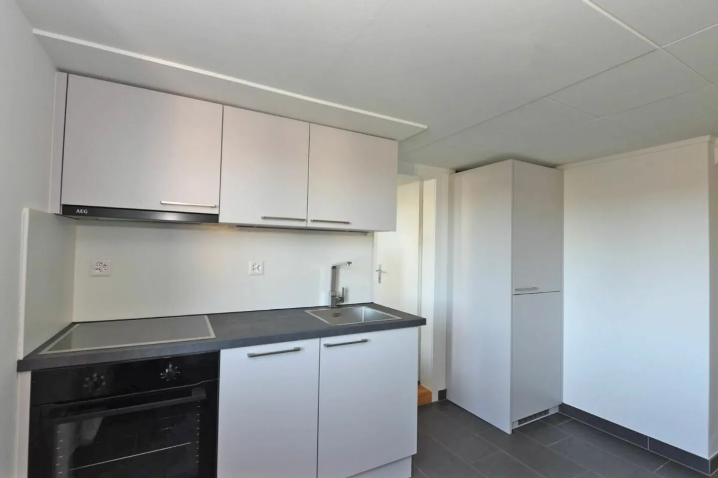 Attractive residential/commercial property in a panoramic location - Photo 11 of 18