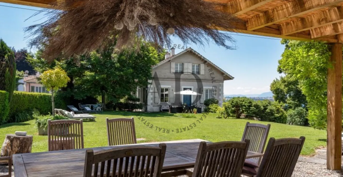 10-Room House - Photo 2 of 2