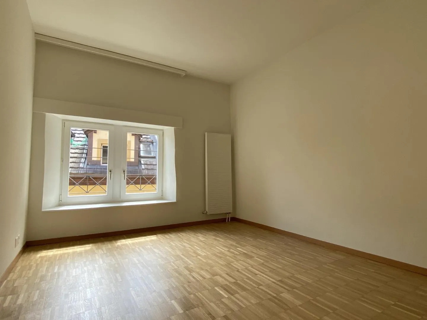 4-room apartment on the 2nd floor - Photo 4 of 7