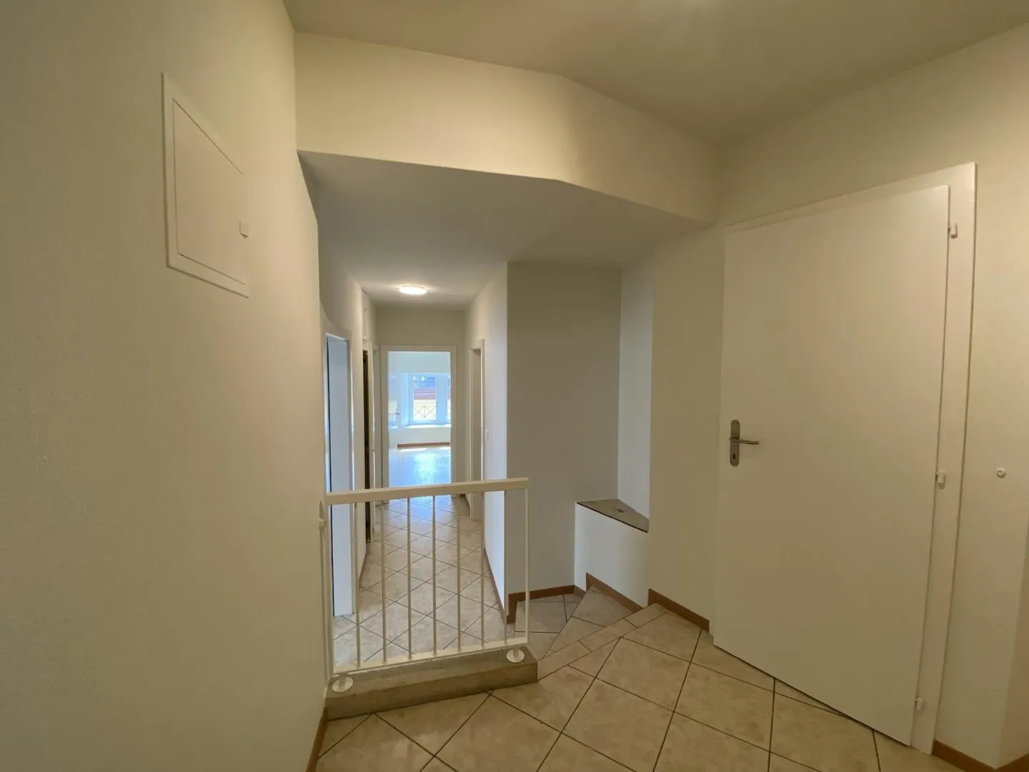4-room apartment on the 2nd floor - Photo 6 of 7