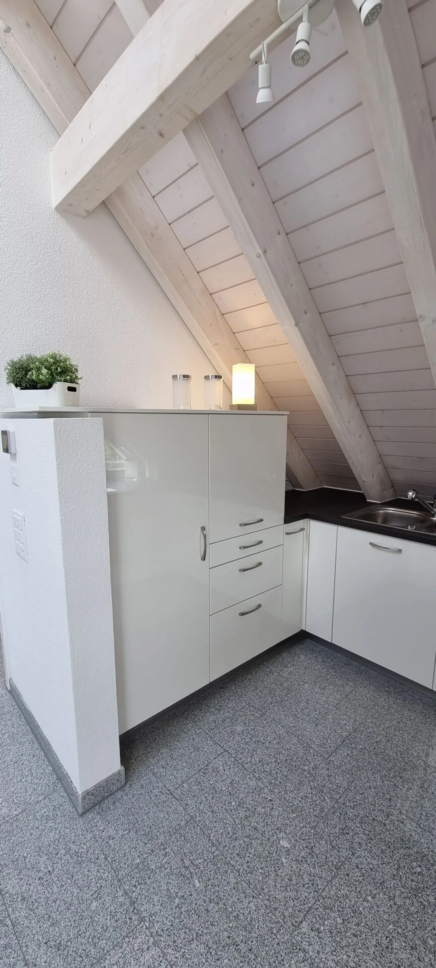 Möbliertes Penthouse - Foto 5 von 8